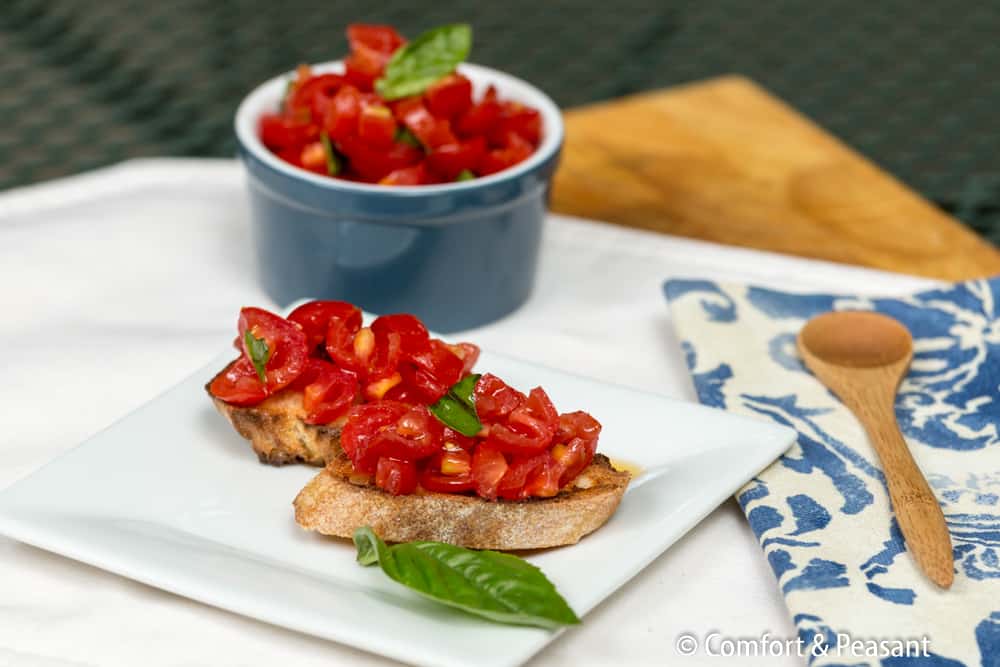 CLASSIC TOMATO BRUSCHETTA Comfort & Peasant