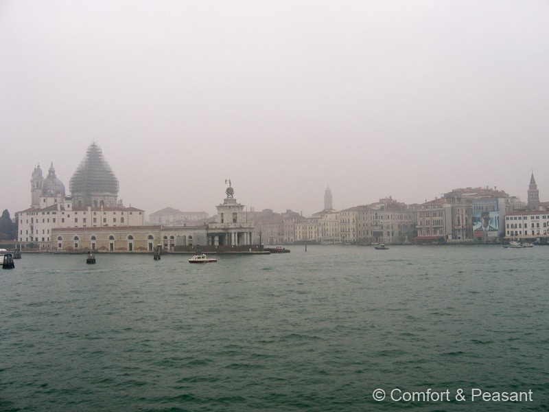 HOW TO GET TO VENICE, ITALY - Comfort & Peasant