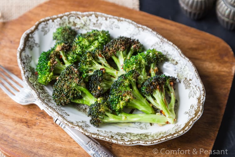 CRISPY AIR FRYER BROCCOLI - Comfort & Peasant